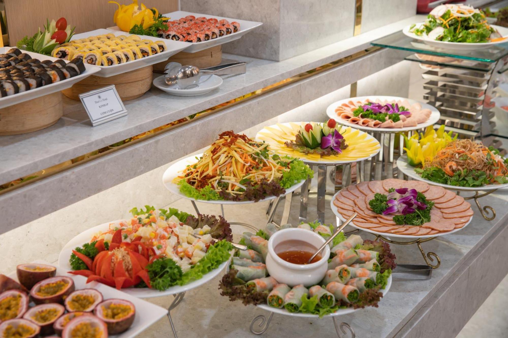 Bluesun Danang Beach Hotel Exterior photo