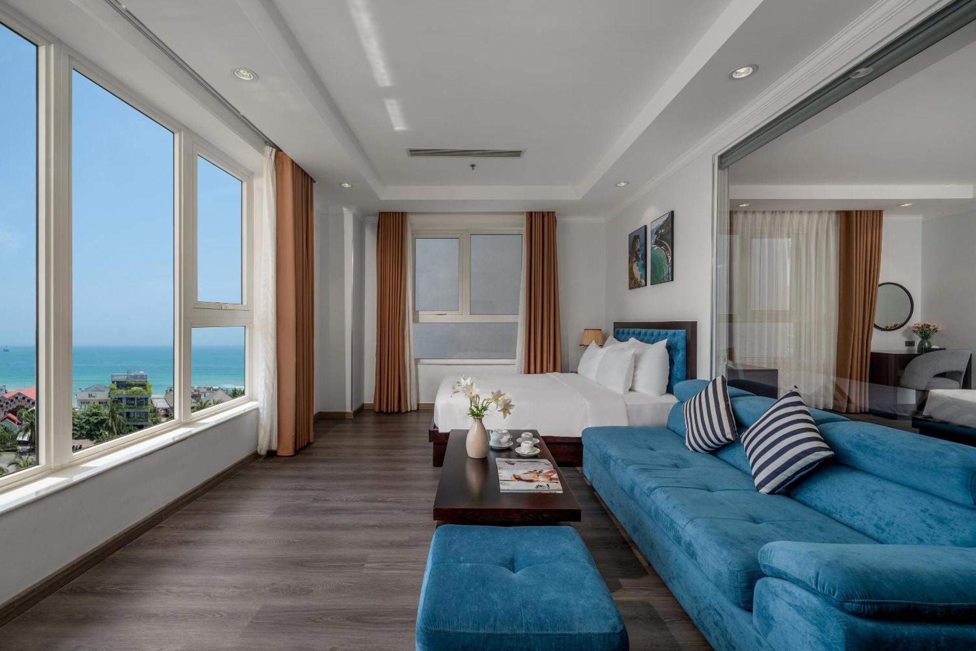 Bluesun Danang Beach Hotel Exterior photo